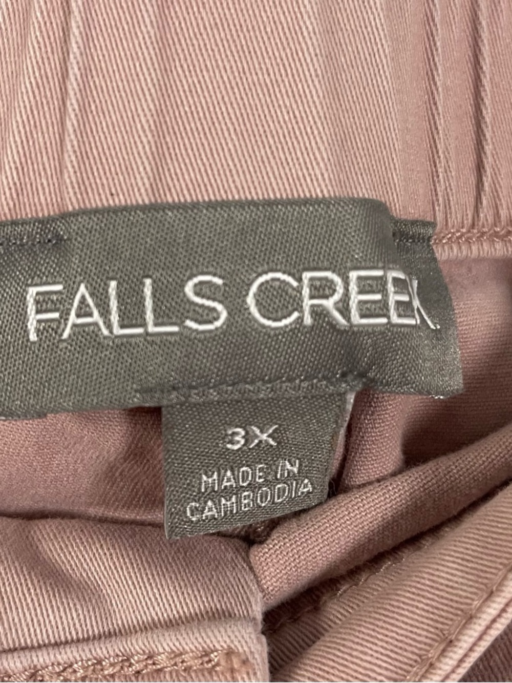 Falls Creek Women's Cargo Pants in Dusty Pink - Picture 4 of 8